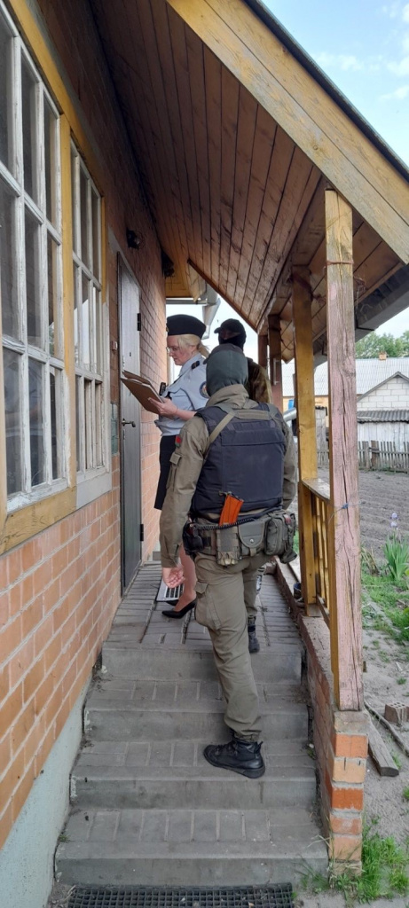 r6.jpg