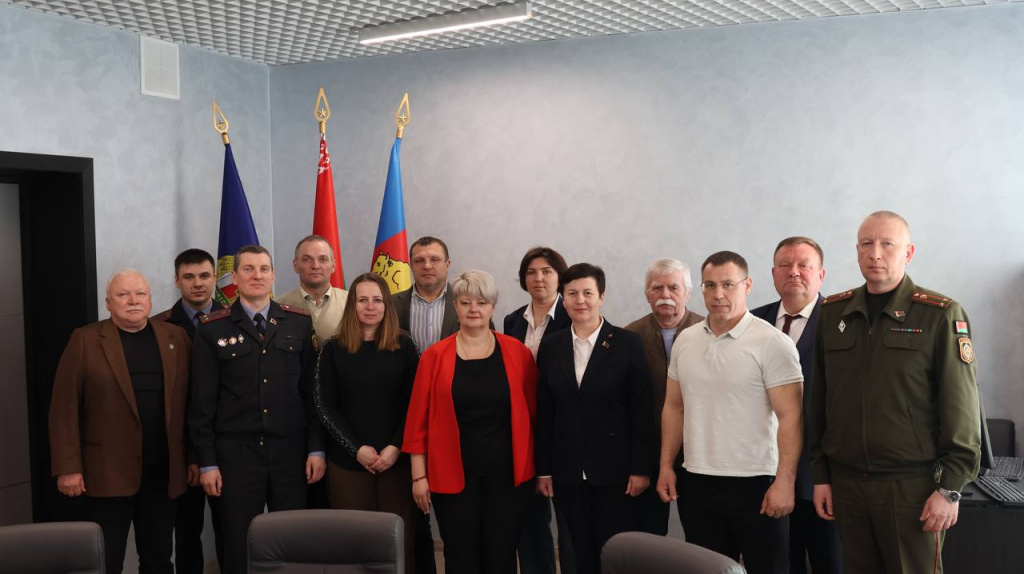 photo_5299042182528440066_y (1).jpg