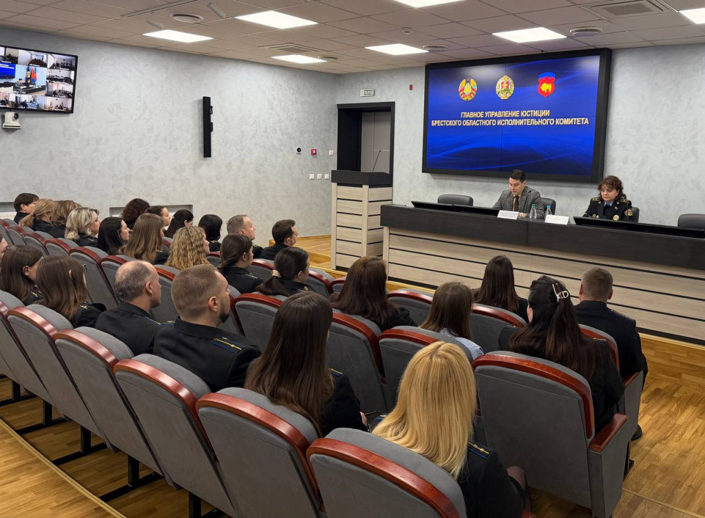 photo_5211160606122120145_y (1).jpg