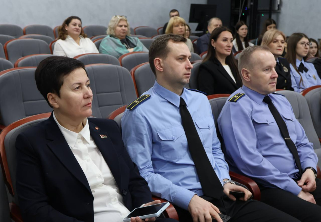 photo_5298802819706065016_y (1).jpg